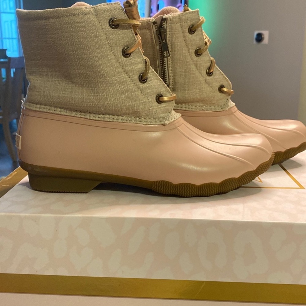 Sperrt duck boots